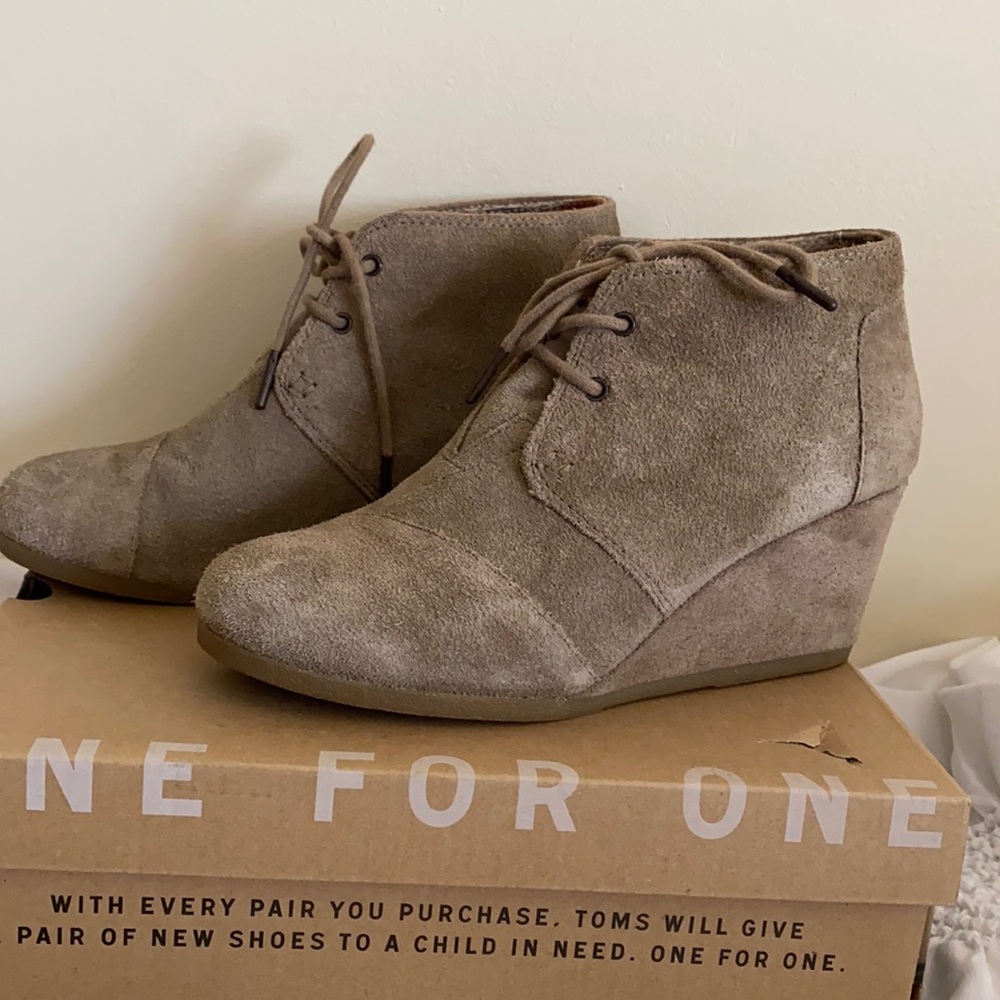 Toms nude booties